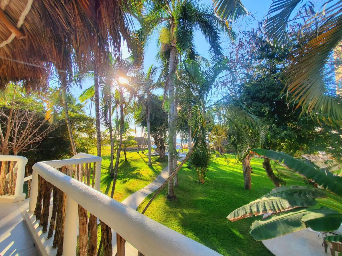 Hotel Ysuri San Pancho サン・フランシスコ エクステリア 写真