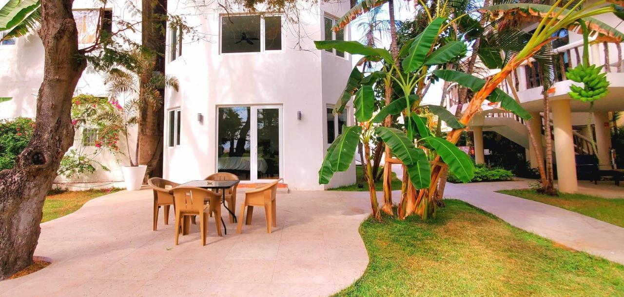 Hotel Ysuri San Pancho サン・フランシスコ エクステリア 写真